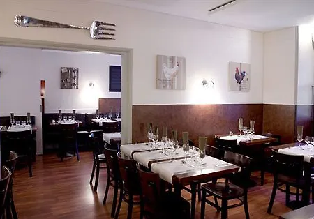 Hotel Logis Saint Jacques 2*