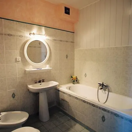 Logis Saint Jacques 2* Valence (Drome)