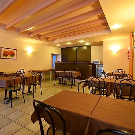 Logis Saint Jacques 2* Valence