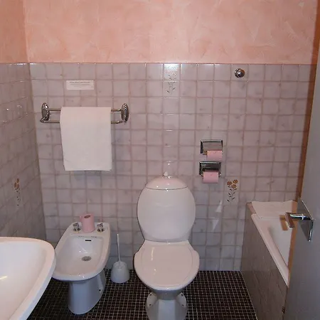 Logis Saint Jacques Hotel