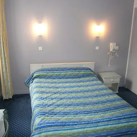 Otel Logis Saint Jacques Valence (Drome)