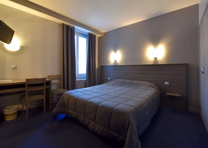 Otel Logis Saint Jacques Valence (Drome)