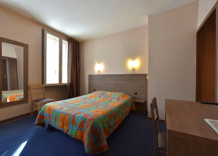 Otel Logis Saint Jacques