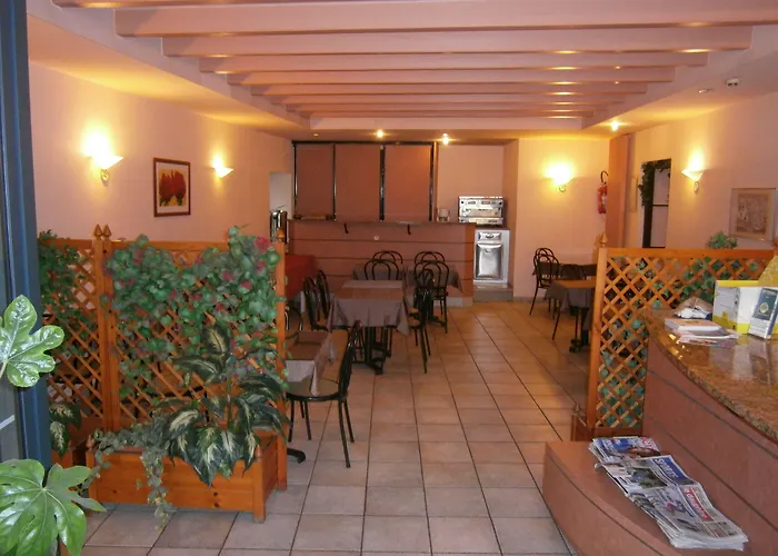 Otel Logis Saint Jacques