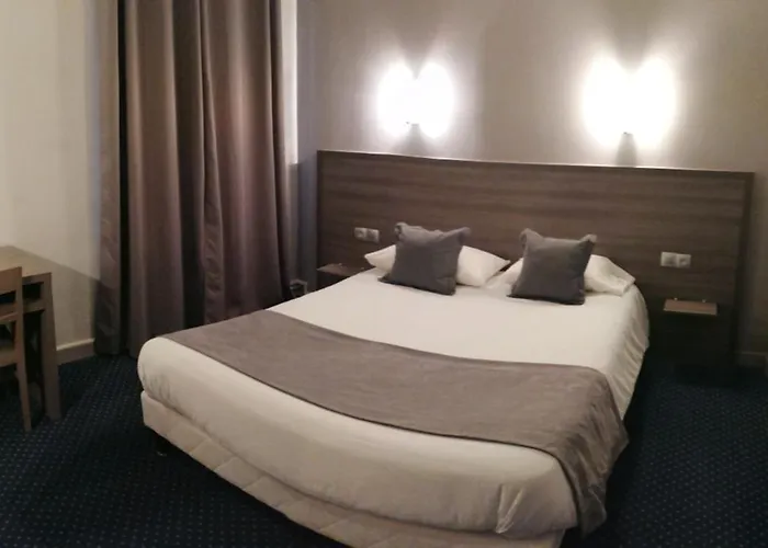 Logis Saint Jacques Otel Valence (Drome)