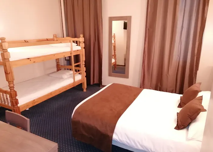 Otel Logis Saint Jacques Valence (Drome)